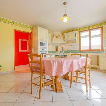 Derriere Les Champs 度假居 *