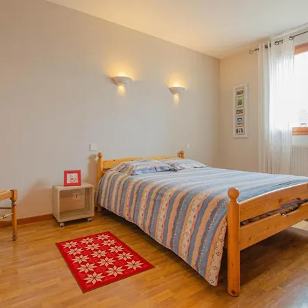 Holiday home Derriere Les Champs